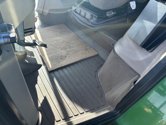 2017 John Deere 6155R (8th thumbnail)