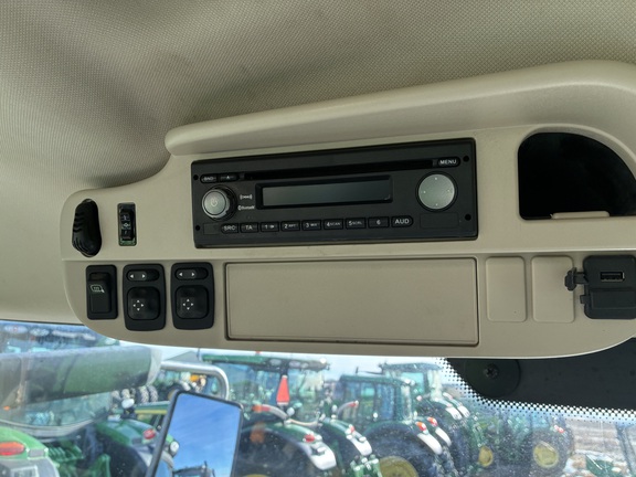 2017 John Deere 6155R (4th thumbnail)