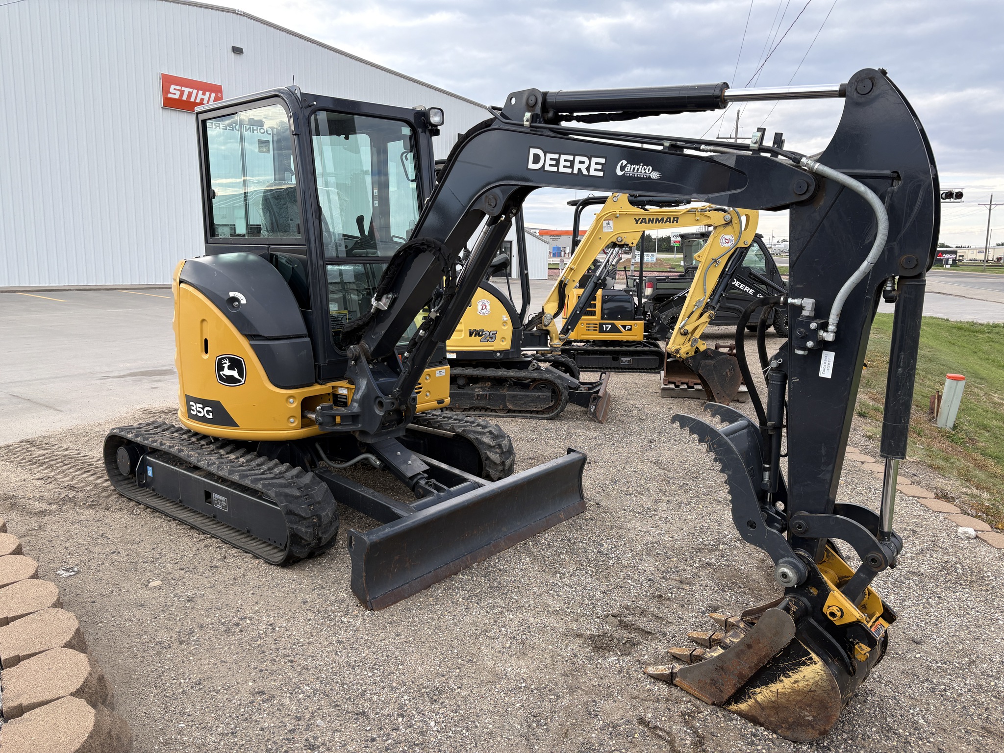 2023 John Deere 35G Image 4