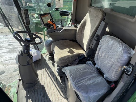 2023 John Deere S780 - Photo35