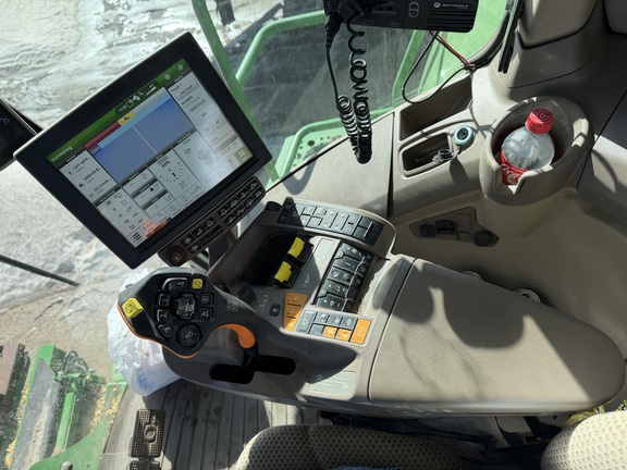 2023 John Deere S780 - Photo39