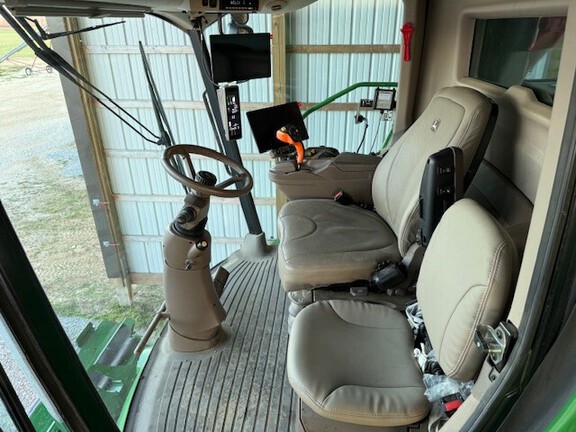 Photo of 2024 John Deere S770