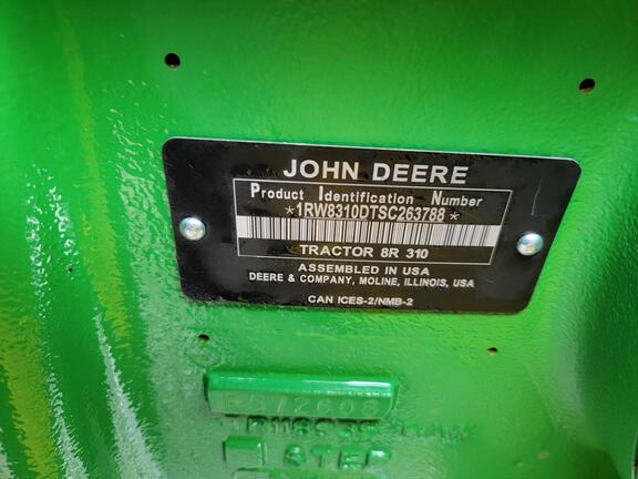 2025 John Deere 8R 310 - Photo22