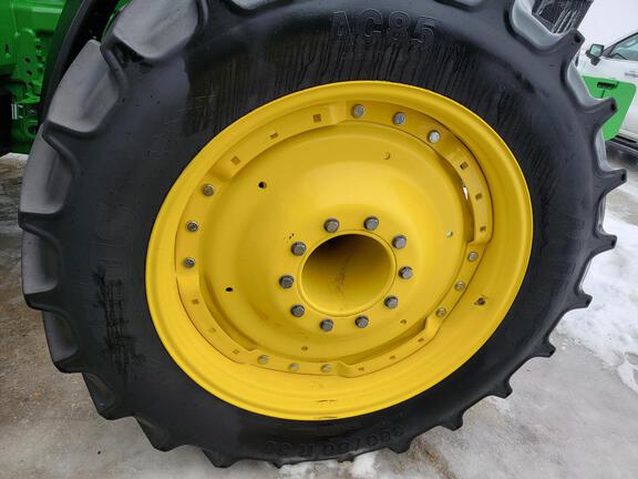 2025 John Deere 8R 310 - Photo3