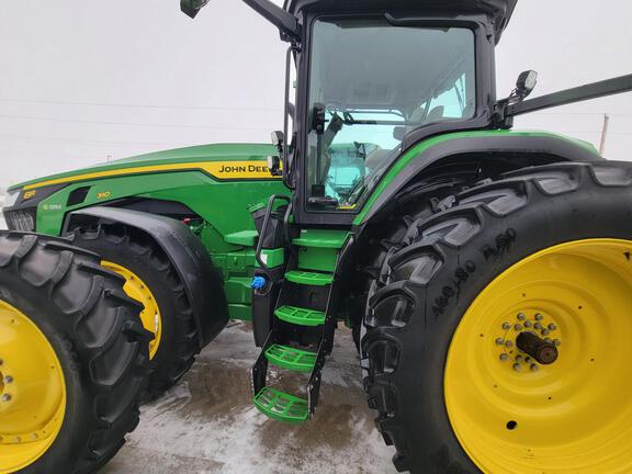 2025 John Deere 8R 310 - Photo6