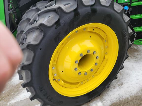 2025 John Deere 8R 310 - Photo7