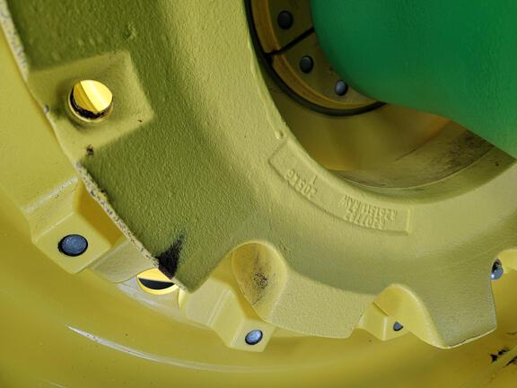 2025 John Deere 8R 310 - Photo12