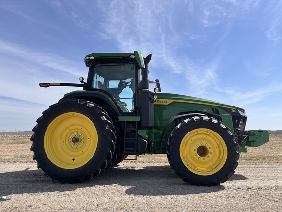 2025 John Deere 8R 310 - Photo4