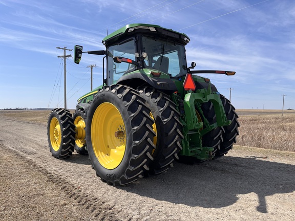 2025 John Deere 8R 310 - Photo7