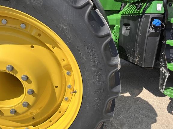 2025 John Deere 8R 310 - Photo10