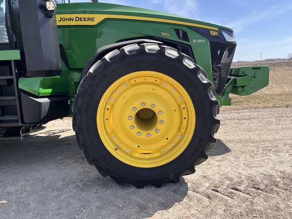 2025 John Deere 8R 310 - Photo12