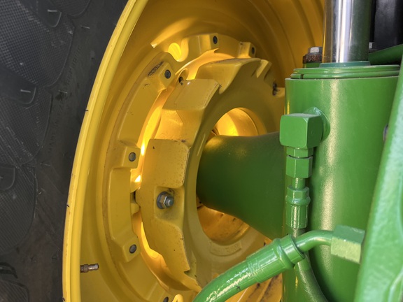 2025 John Deere 8R 310 - Photo22