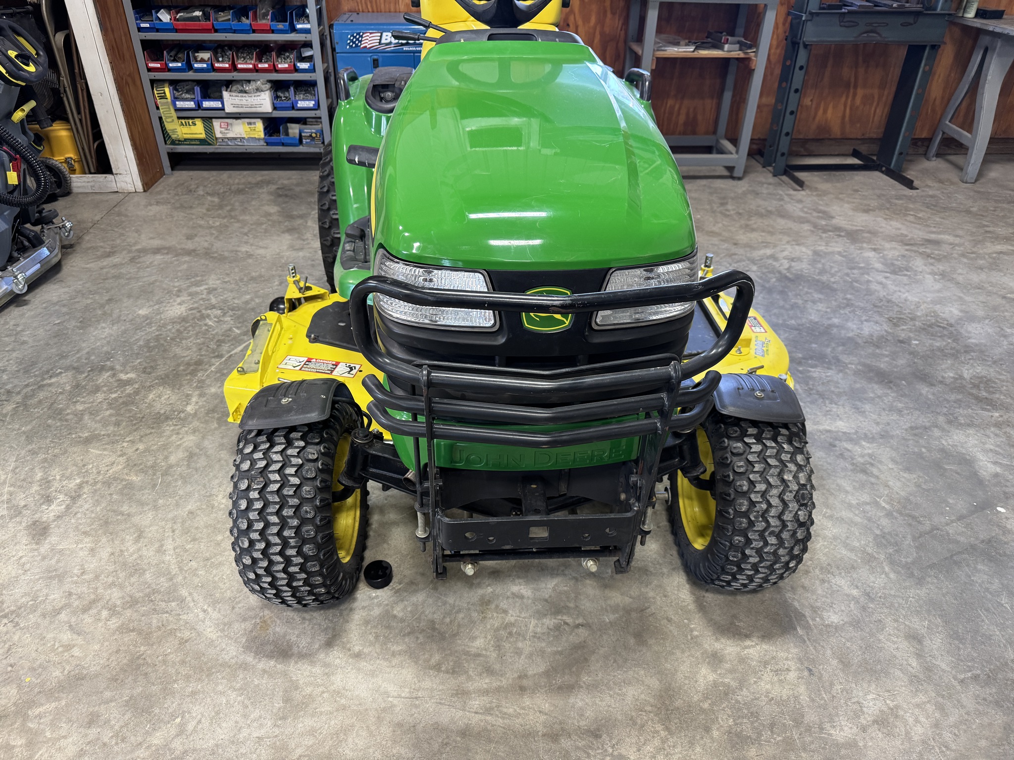 2009 John Deere X720 Image 2