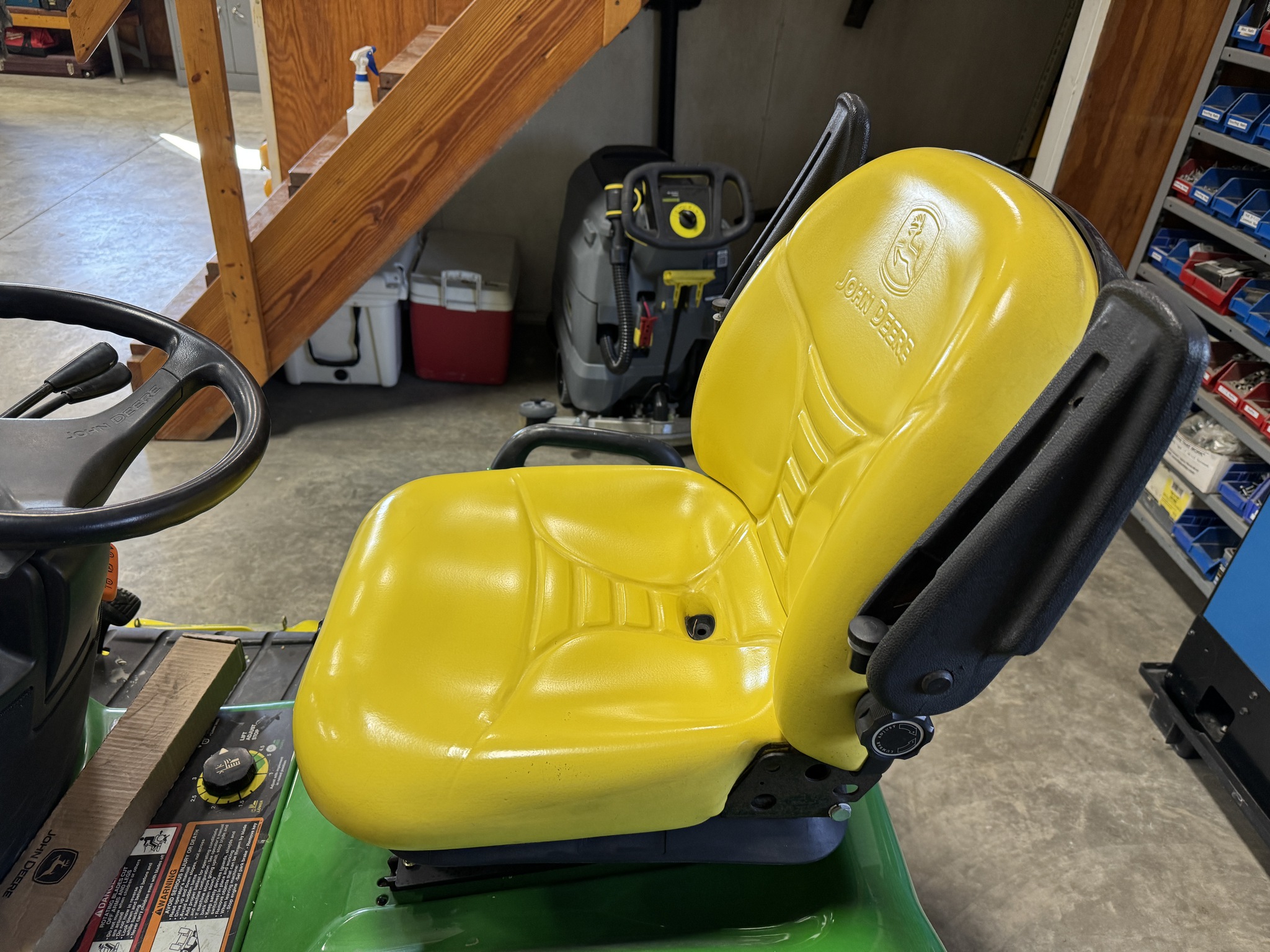 2009 John Deere X720 Image 5