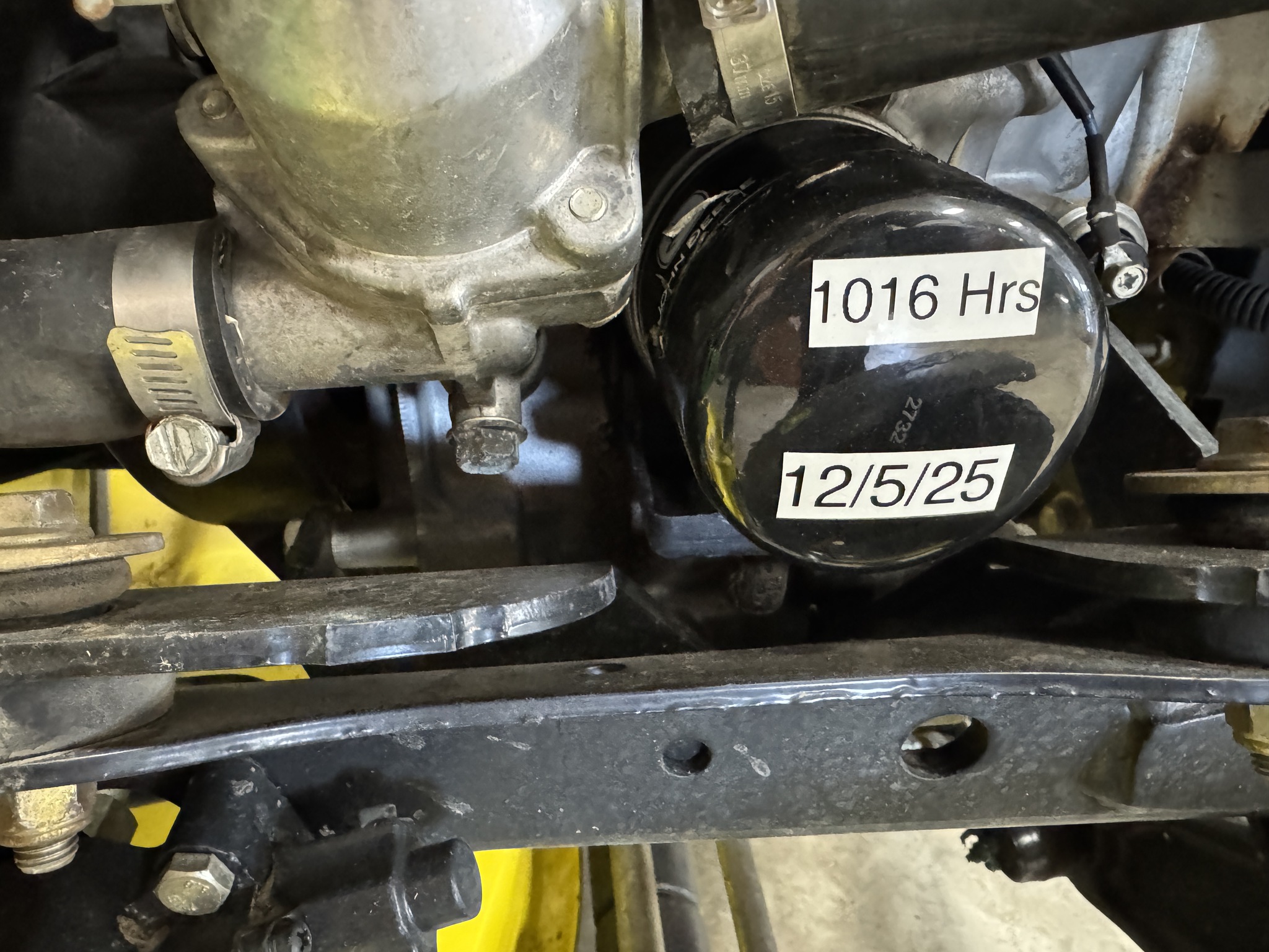 2009 John Deere X720 Image 12