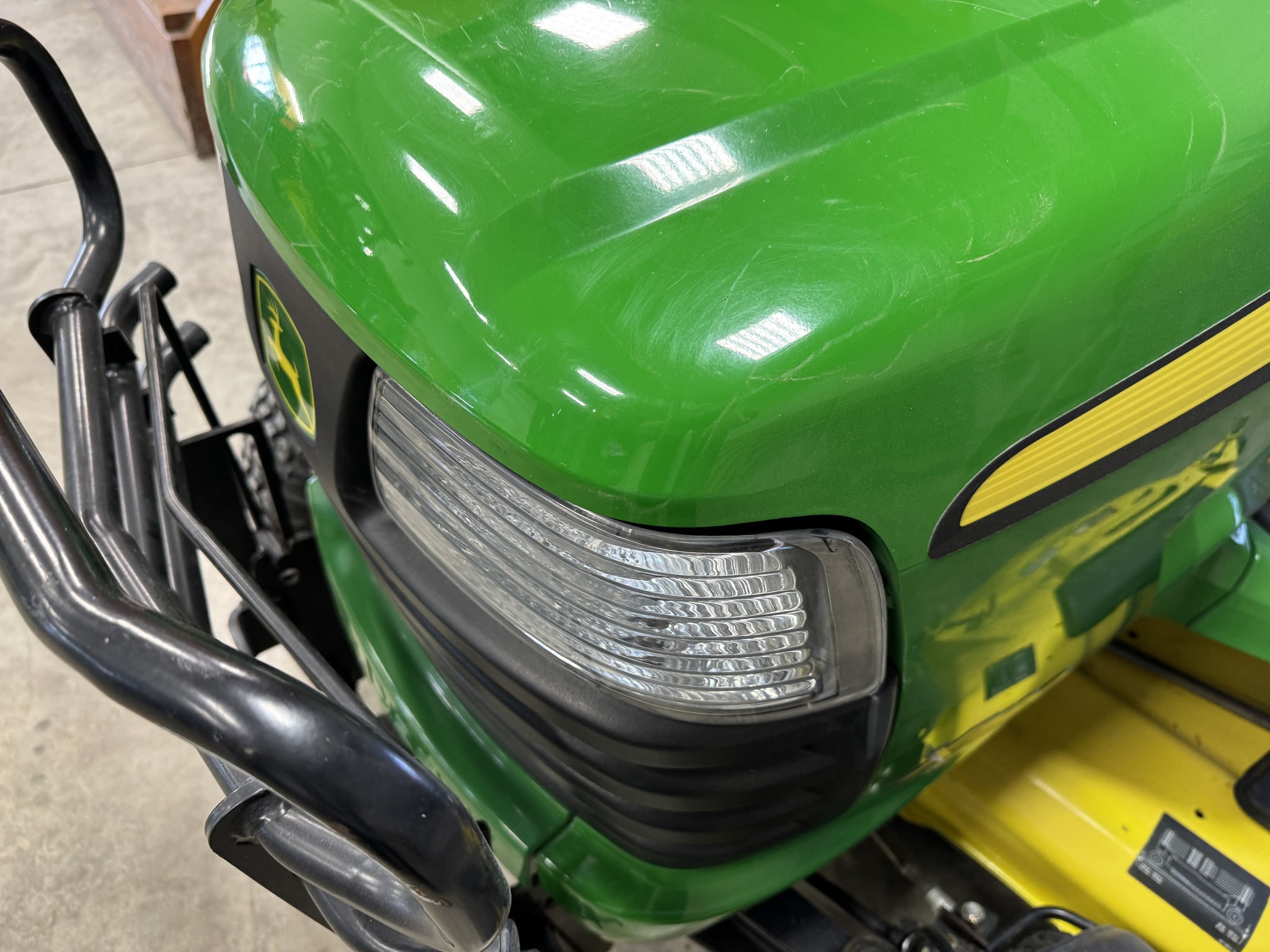 2009 John Deere X720 Image 16