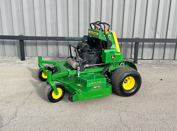 2023 John-Deere 661R