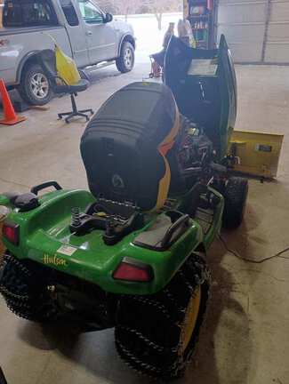 Photo of 2021 John Deere X590