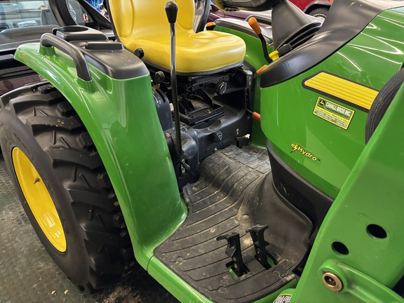 Used 2006 John Deere 3520 Compact Utility Tractors at Koenig Equipment in Lebanon, OH - Photo7