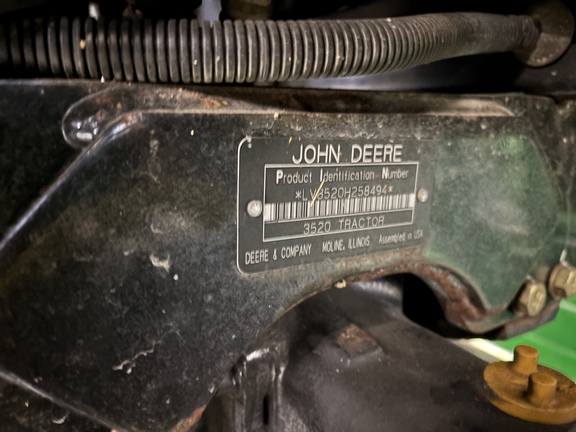 Used 2006 John Deere 3520 Compact Utility Tractors at Koenig Equipment in Lebanon, OH - Photo9