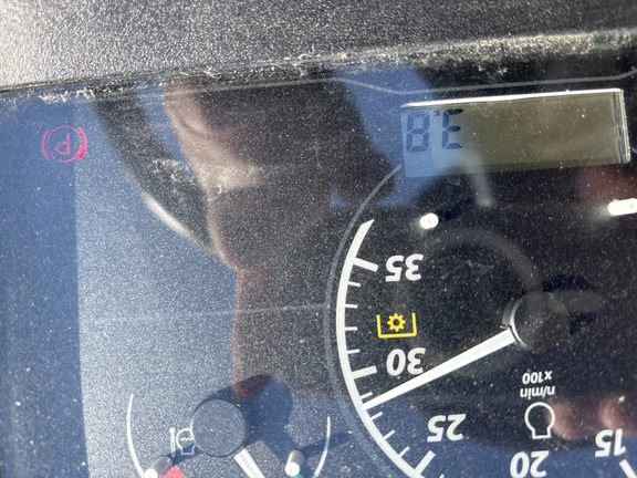 New In-Stock 2024 John Deere 1023E Compact Utility Tractors at Koenig Equipment in Urbana, OH - Photo10