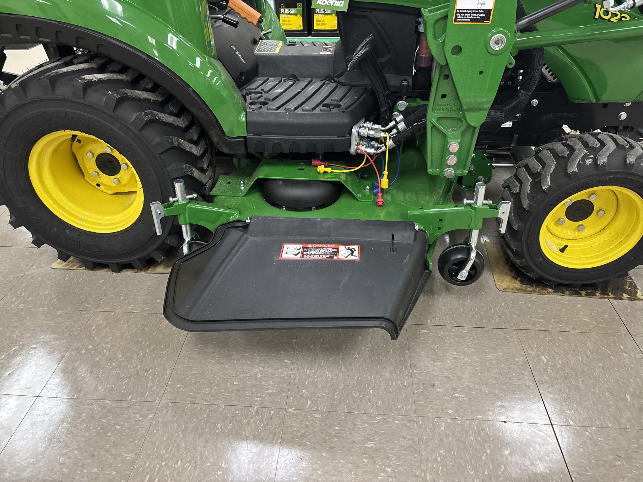 New In-Stock 2024 John Deere 1023E Compact Utility Tractors at Koenig Equipment in Urbana, OH - PhotoXL6