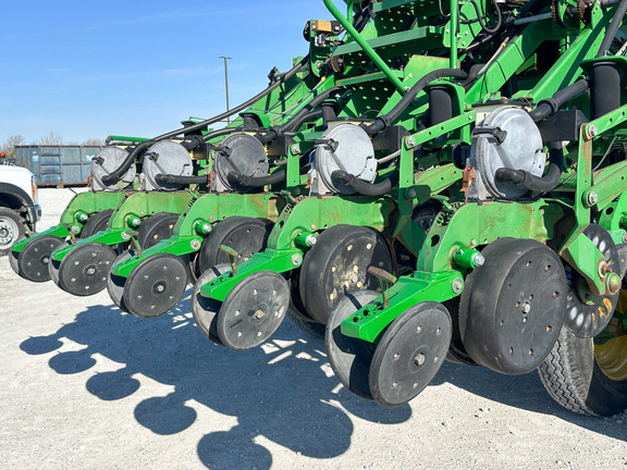 2008 John-Deere 1790