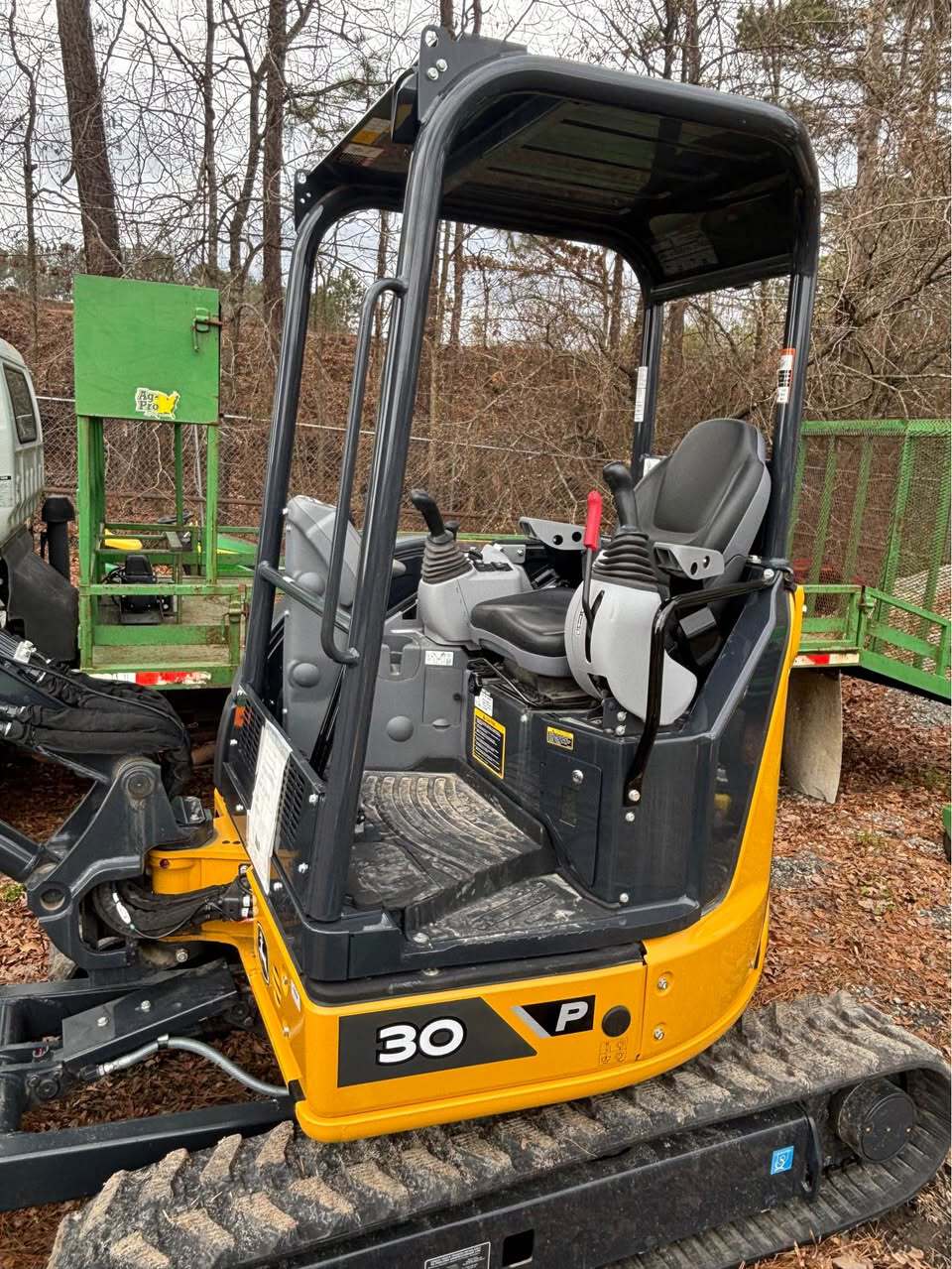 2026 John Deere 30 P Image 3