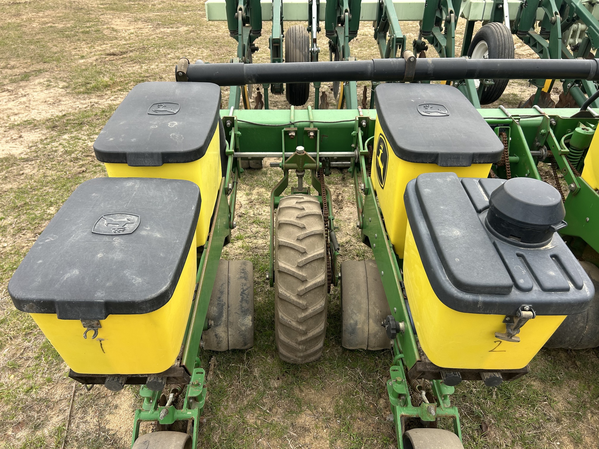 John Deere 1720 Image 17