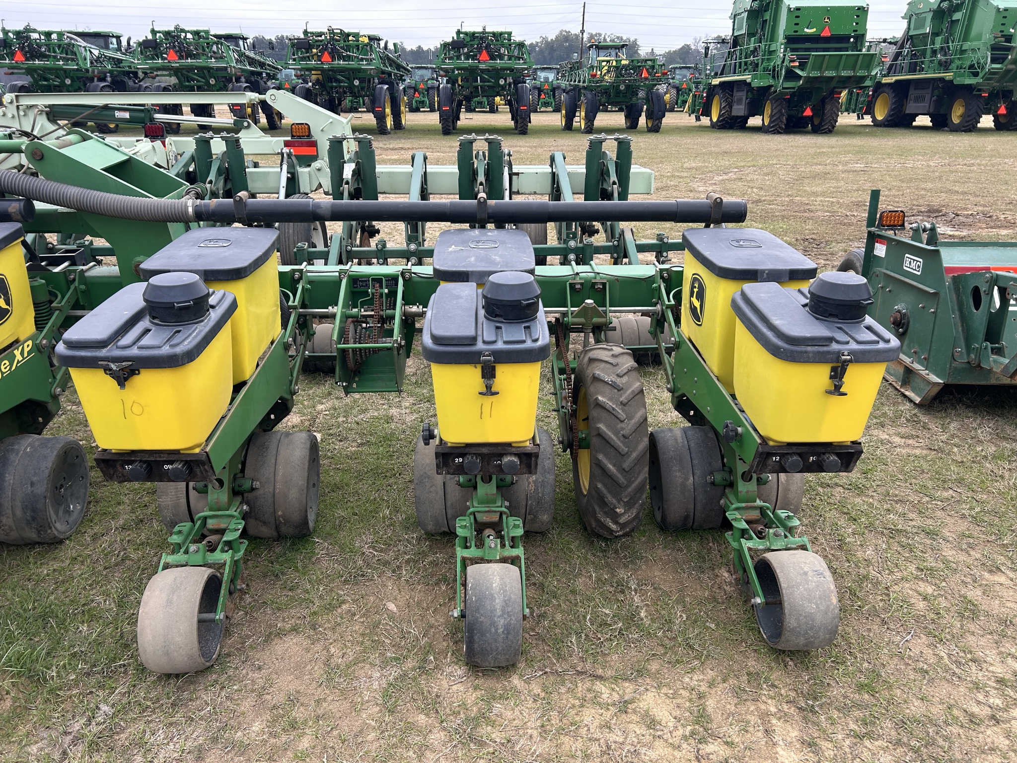 John Deere 1720 Image 24