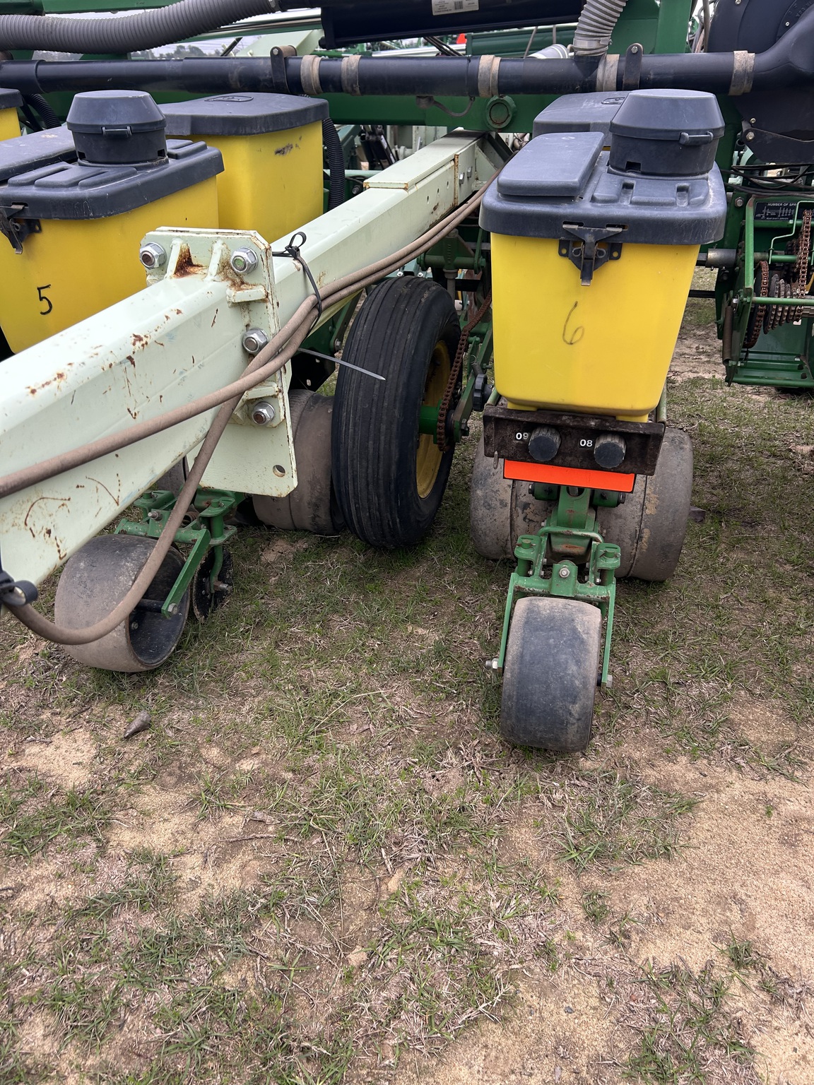 John Deere 1720 Image 34