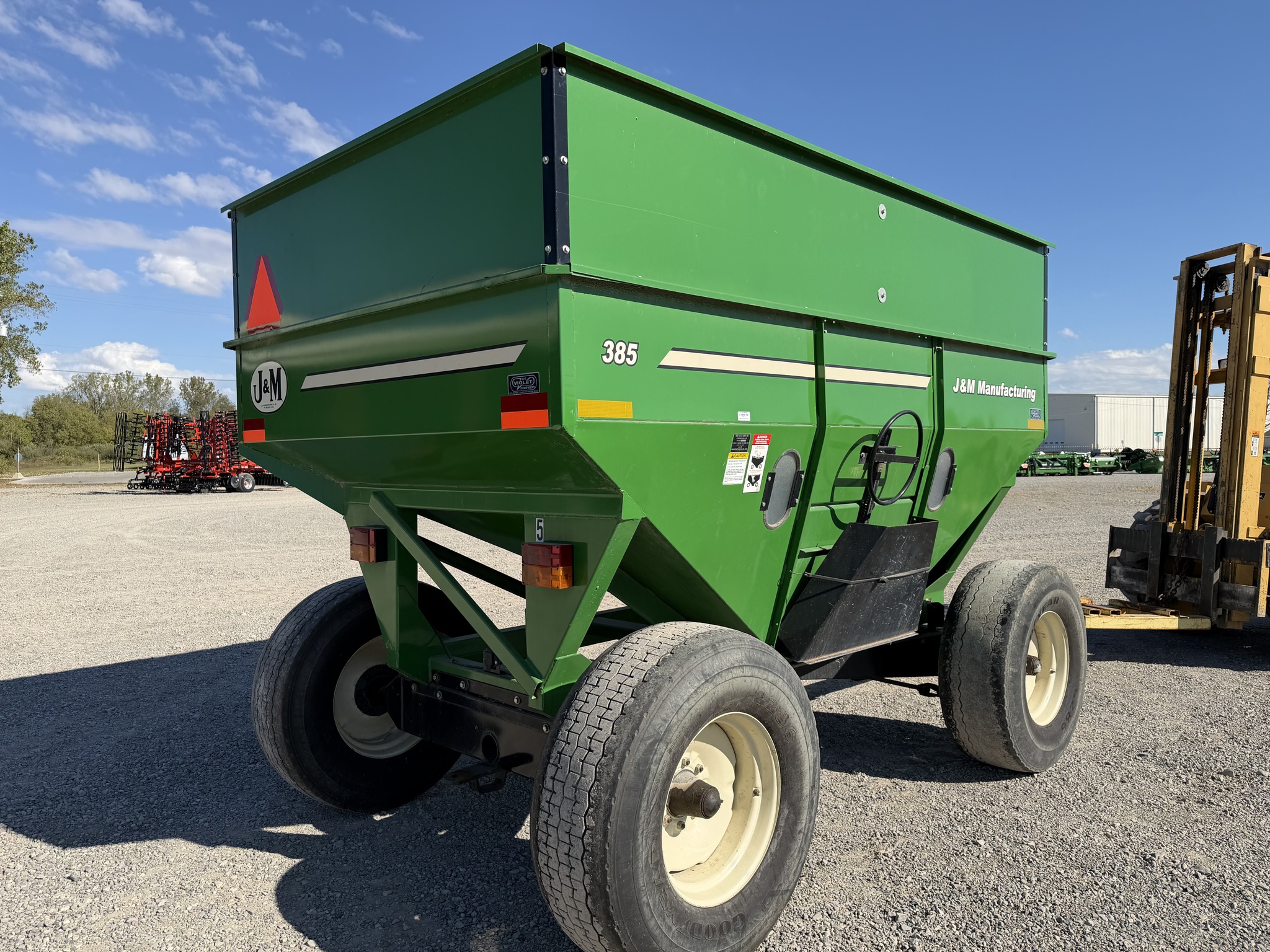 J&M 385 Image 2