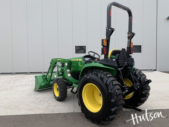 Photo of 2025 John Deere 3032E