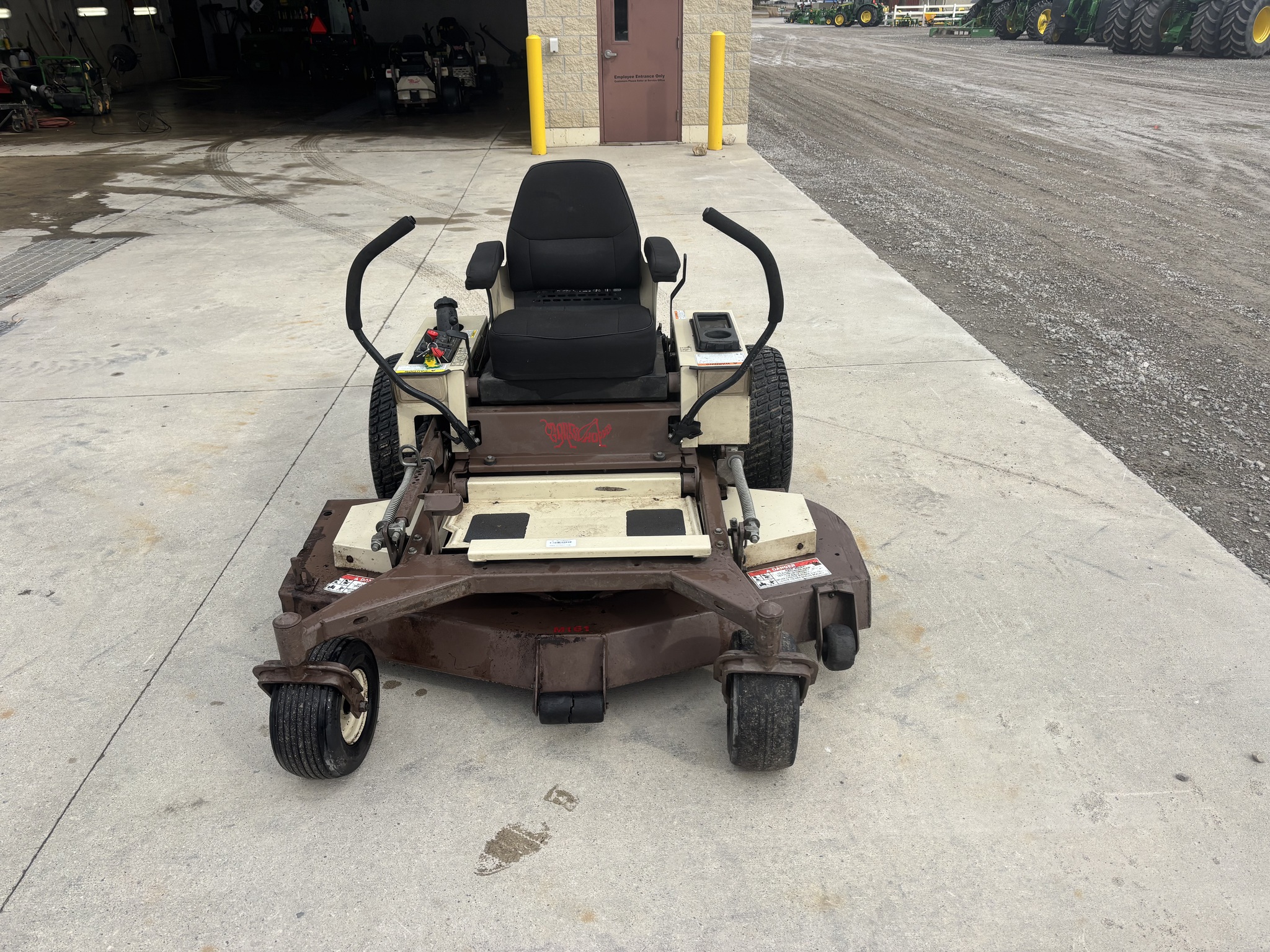 Grasshopper 225 Image 2