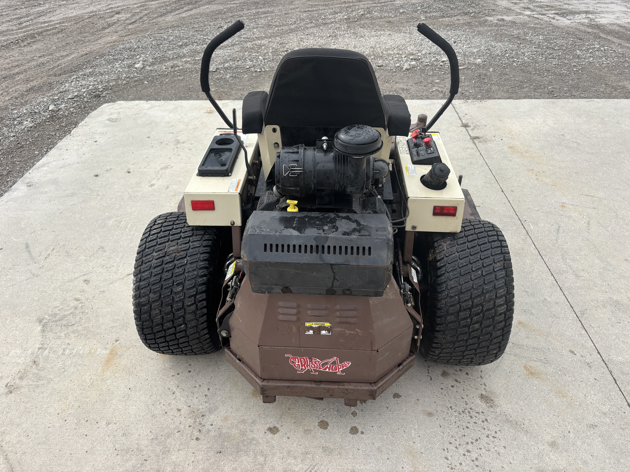 Grasshopper 225 Image 5