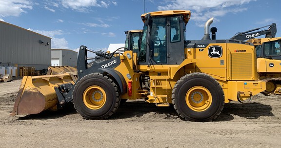2024 John Deere 624 P
