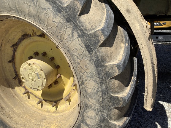 Photo of Firestone 620/70R46