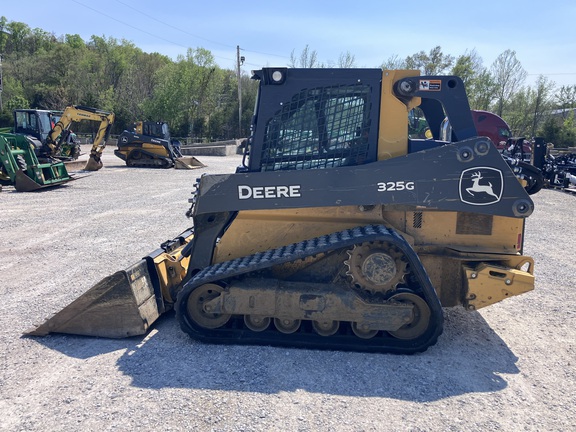 2022 John Deere 325G