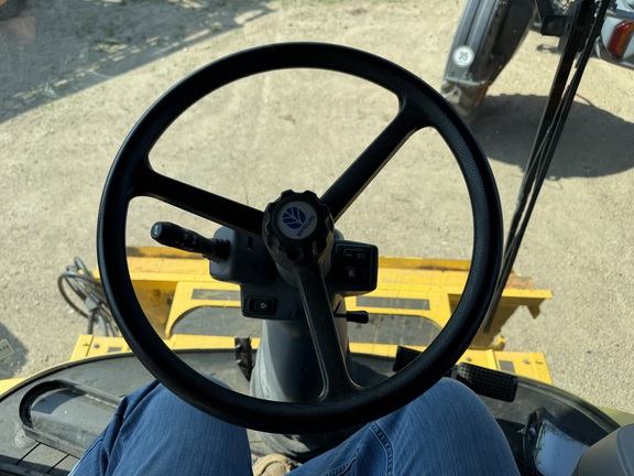 2003 New Holland CR960 - Photo43