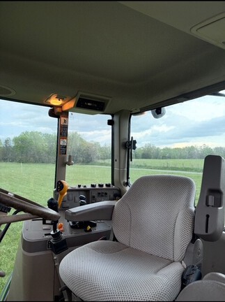 2016 John Deere 6130M