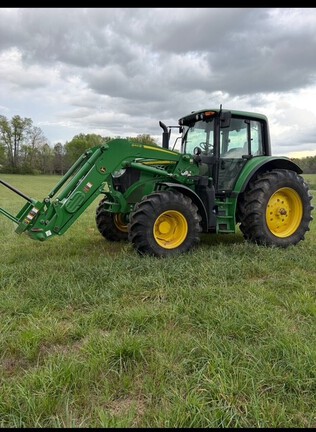 2016 John Deere 6130M