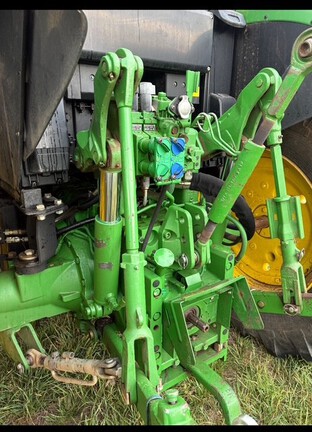 2016 John Deere 6130M