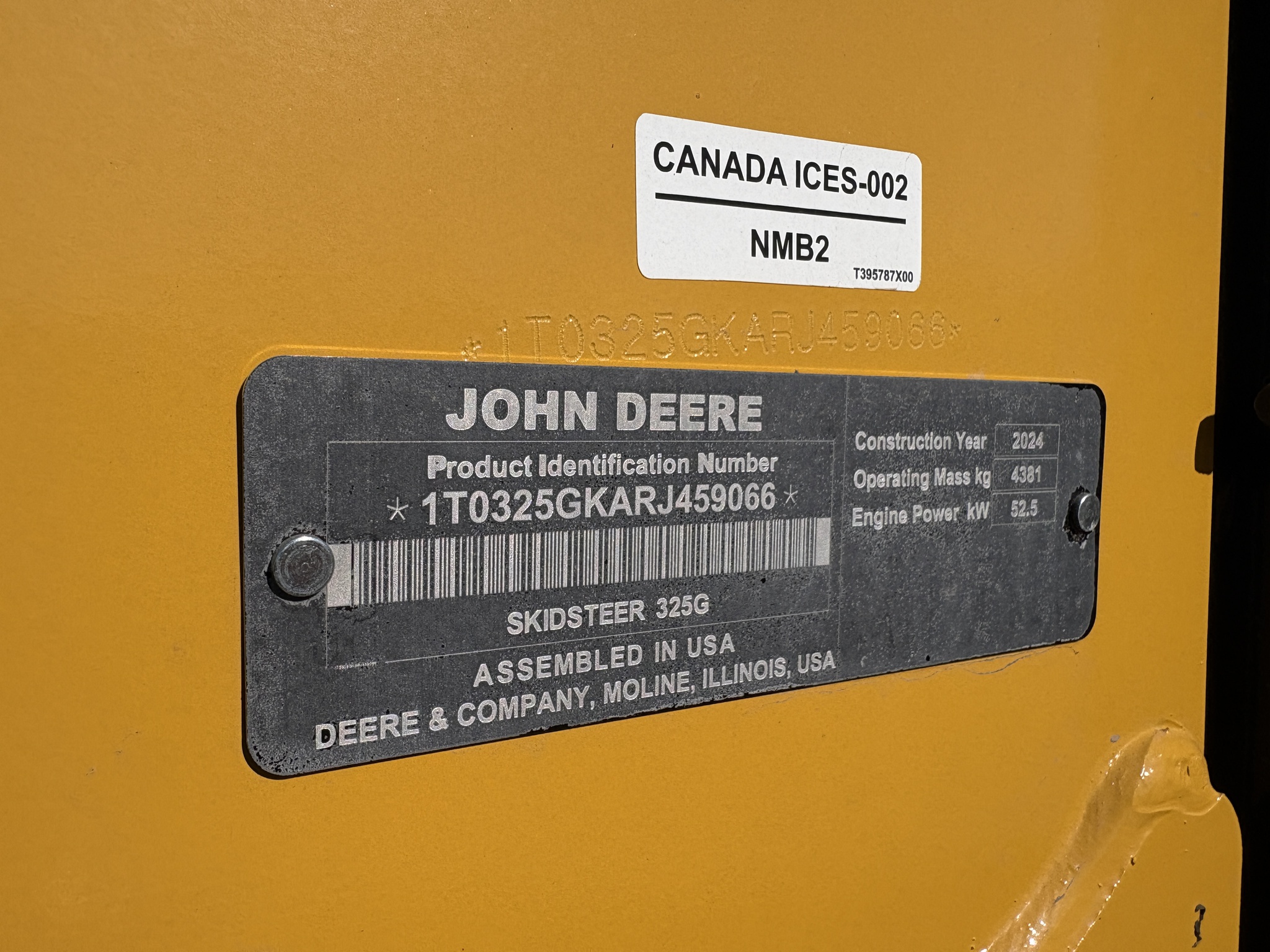 2023 John Deere 325G Image 21