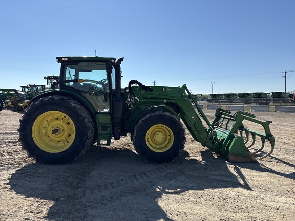 Used 2021 John Deere 6155R Row Crop Tractors at Horizon Ag & Turf in Lloydminster, AB - Photo4