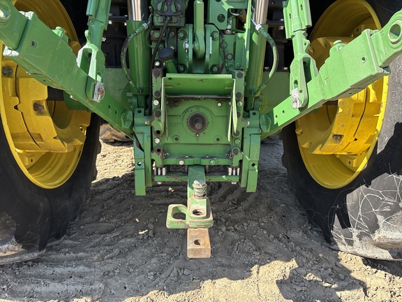 Used 2021 John Deere 6155R Row Crop Tractors at Horizon Ag & Turf in Lloydminster, AB - Photo7