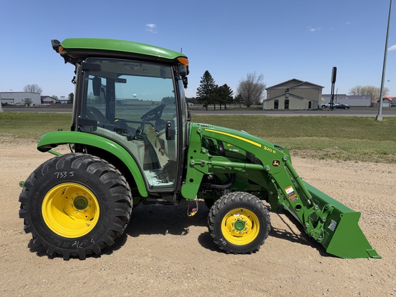 2025 John Deere 3039R - Photo2