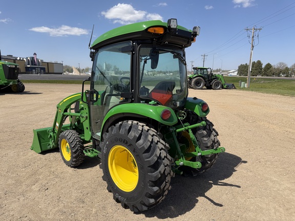 2025 John Deere 3039R - Photo5