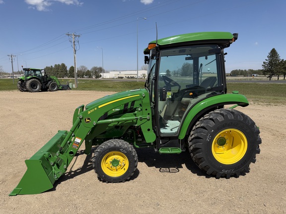 2025 John Deere 3039R - Photo6