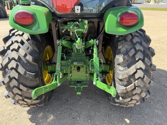 2025 John Deere 3039R - Photo23