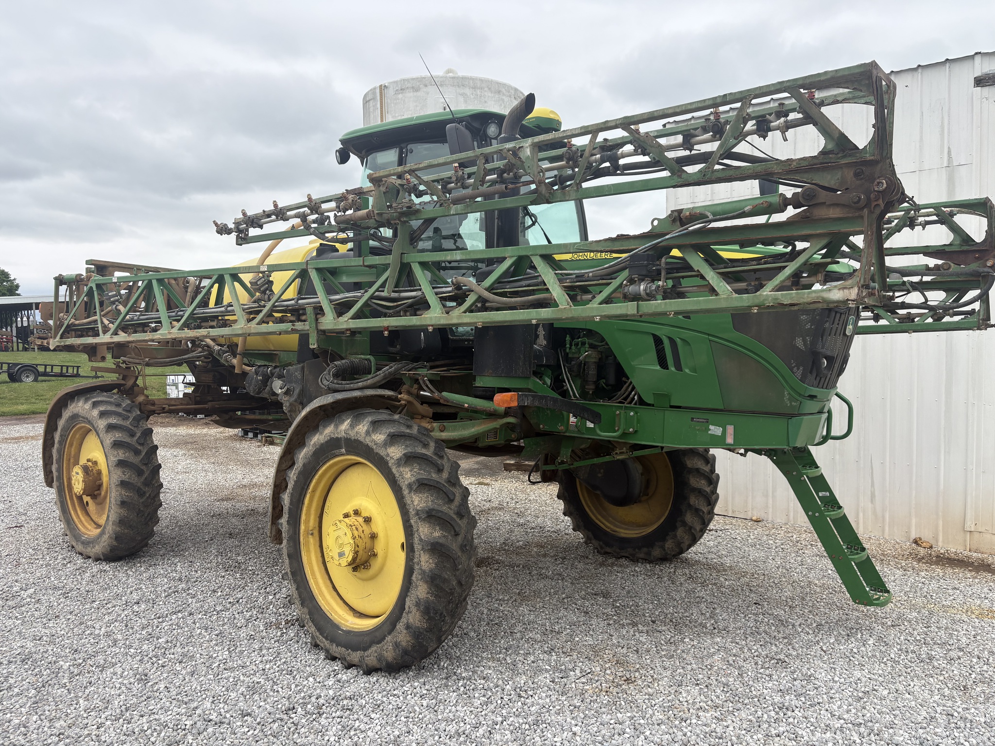2017 John Deere R4023